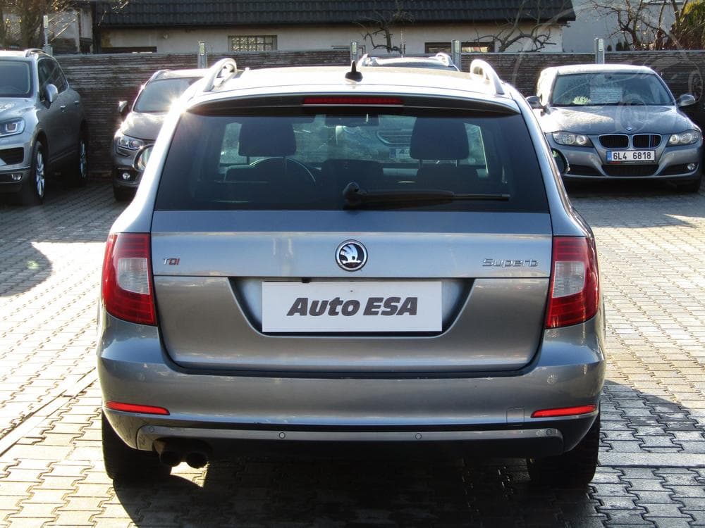 2012 Škoda SUPERB - 9