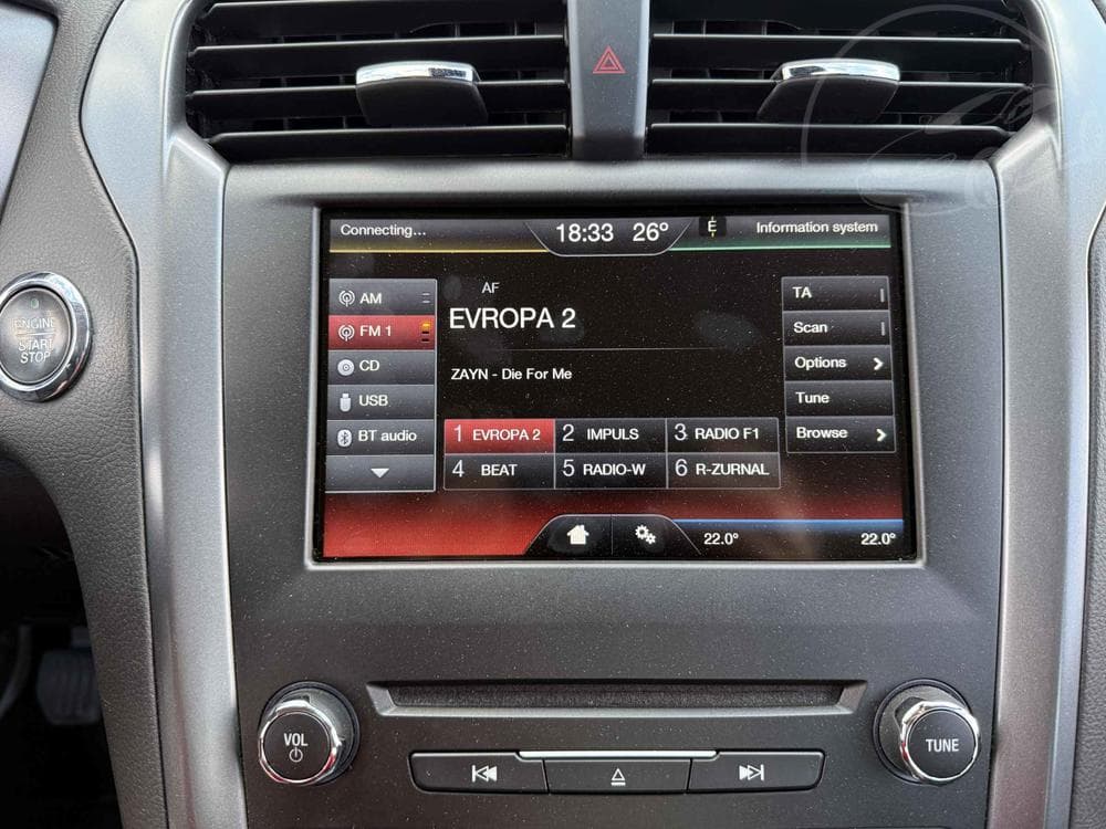 2015 Ford MONDEO - 13