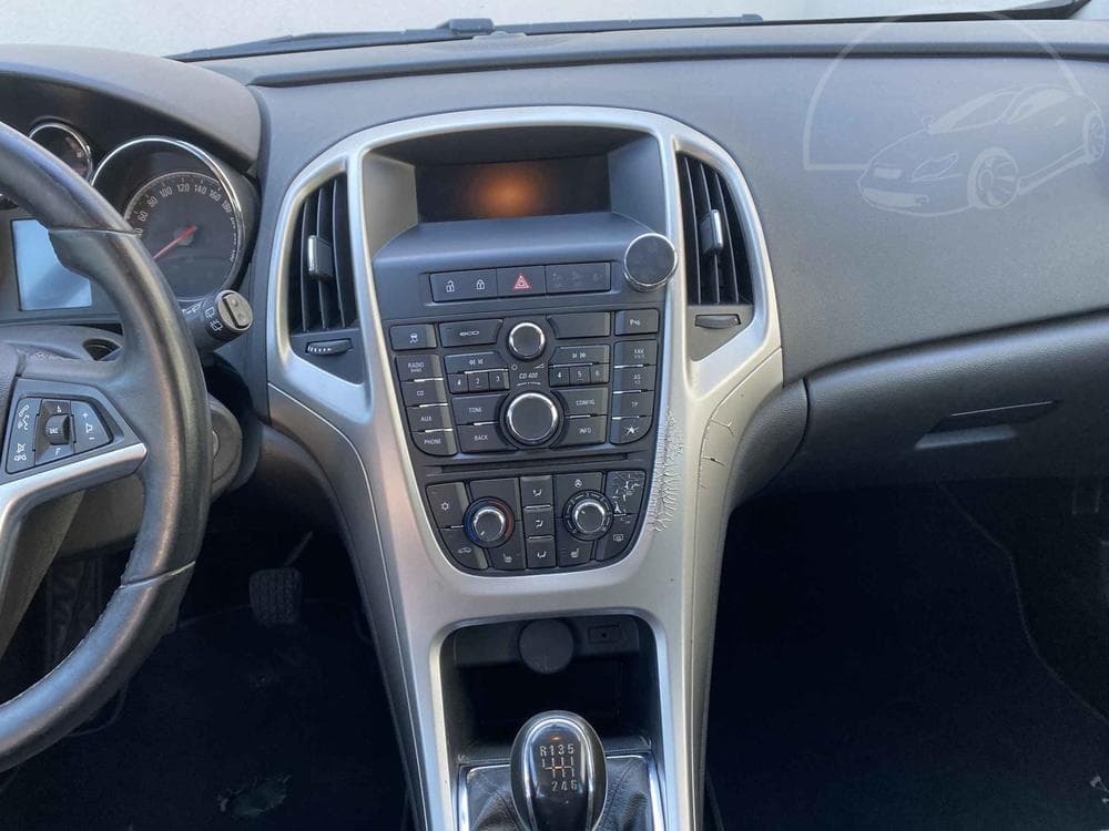 2013 Opel ASTRA - 12