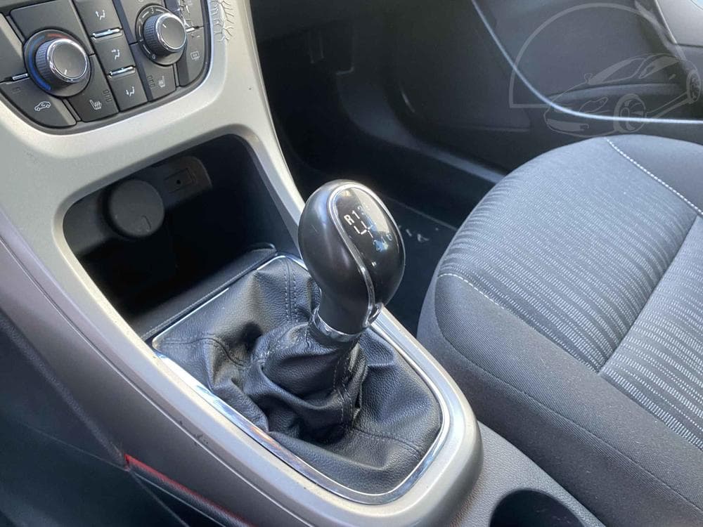 2013 Opel ASTRA - 15