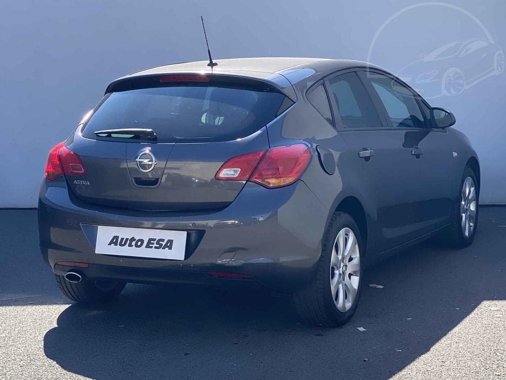 2013 Opel ASTRA - 6