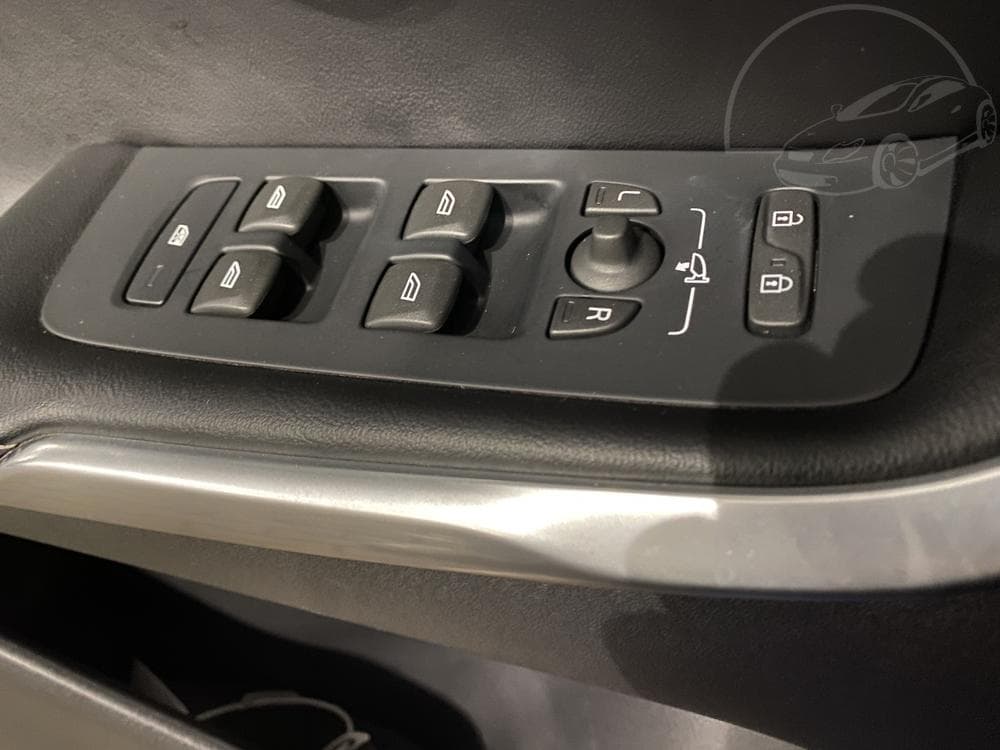 2015 Volvo V40 - 11