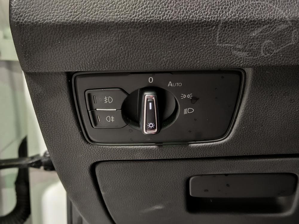 2015 Volkswagen PASSAT - 46