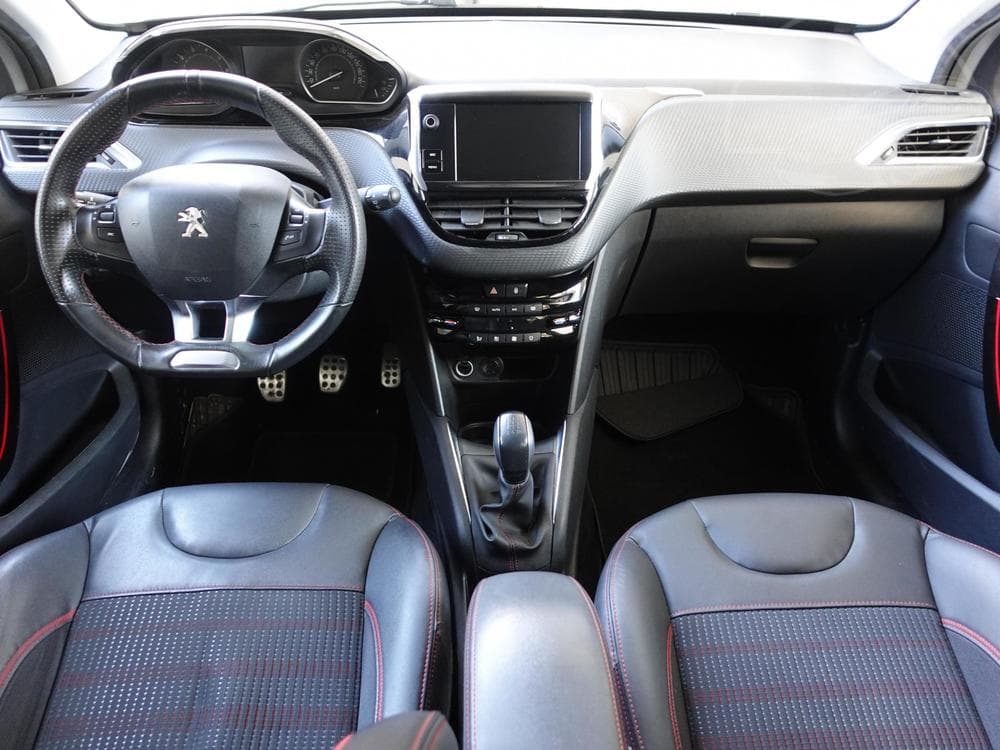 2017 Peugeot 208 - 8
