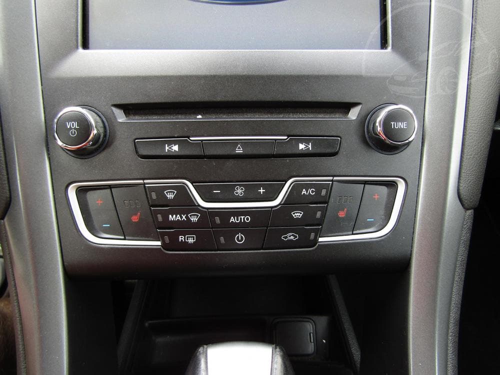 2016 Ford Mondeo - 17