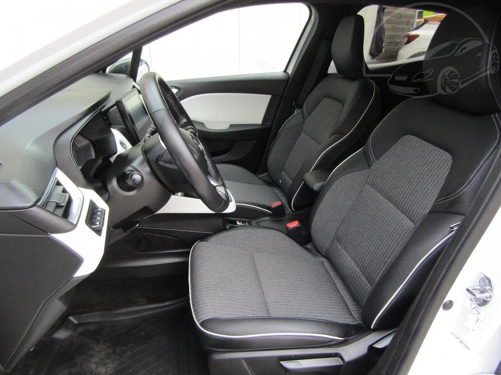 2023 Renault Clio - 9