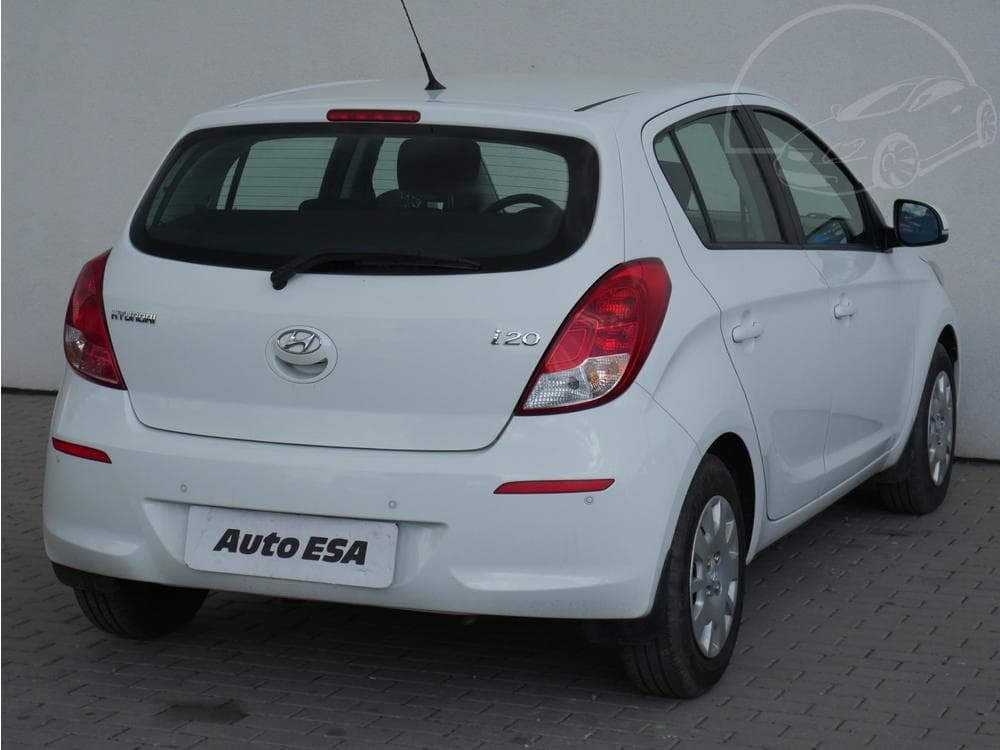 2013 Hyundai i20 - 4