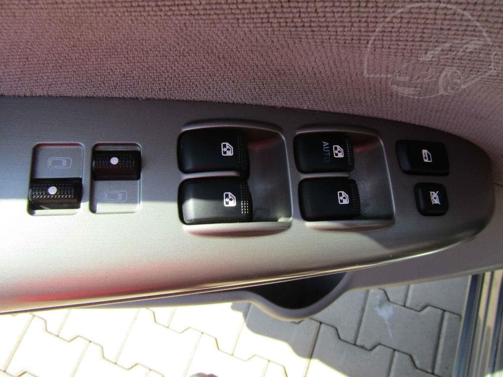 2008 Kia CARNIVAL - 13