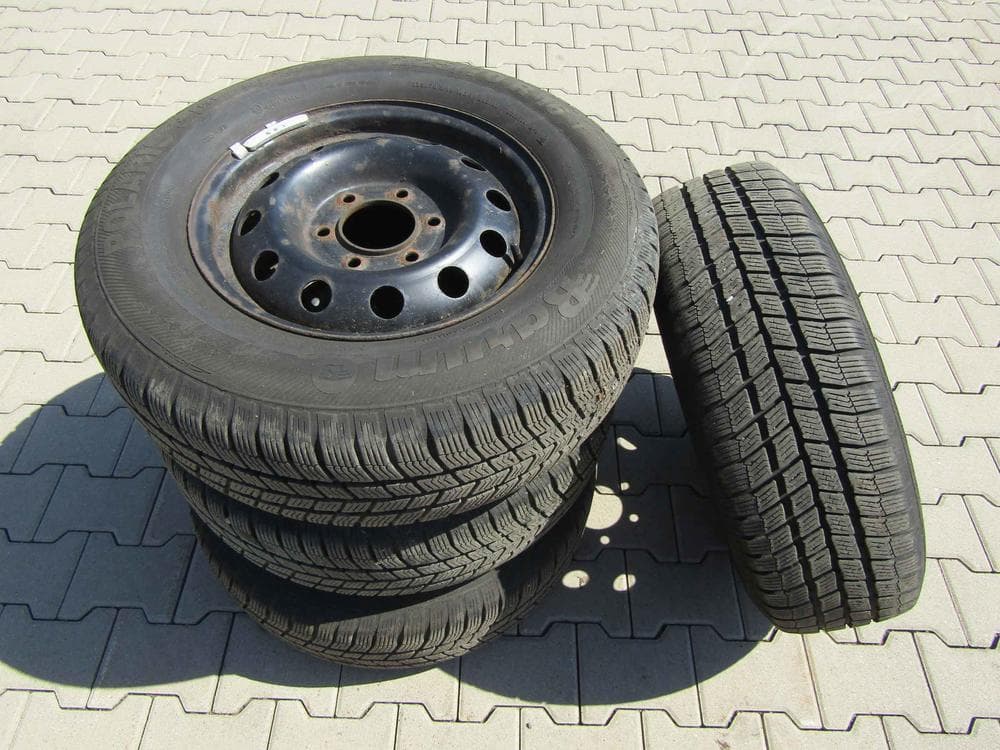 2008 Kia CARNIVAL - 8