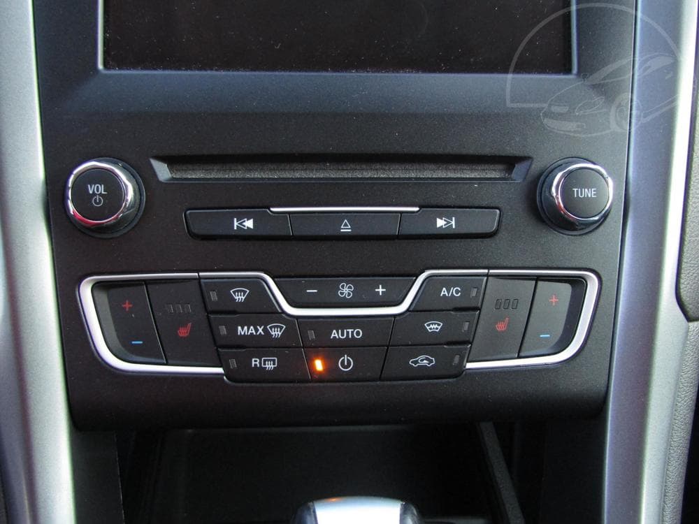 2016 Ford Mondeo - 15