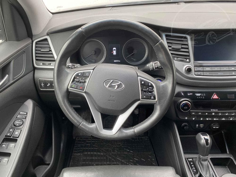 2017 Hyundai TUCSON - 11