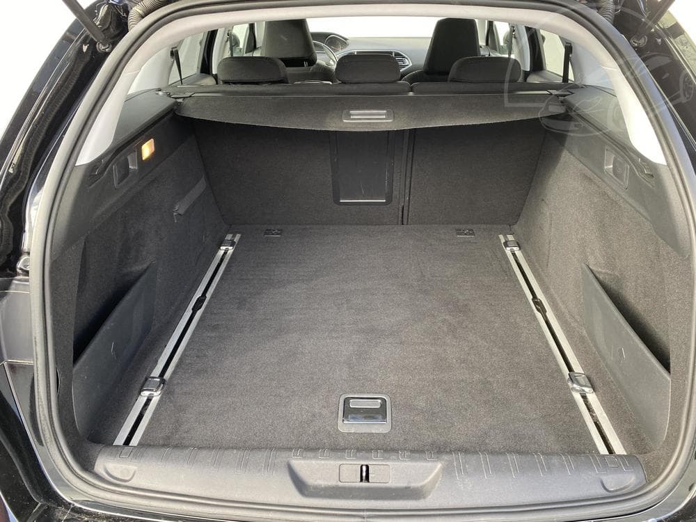 2015 Peugeot 308 - 7