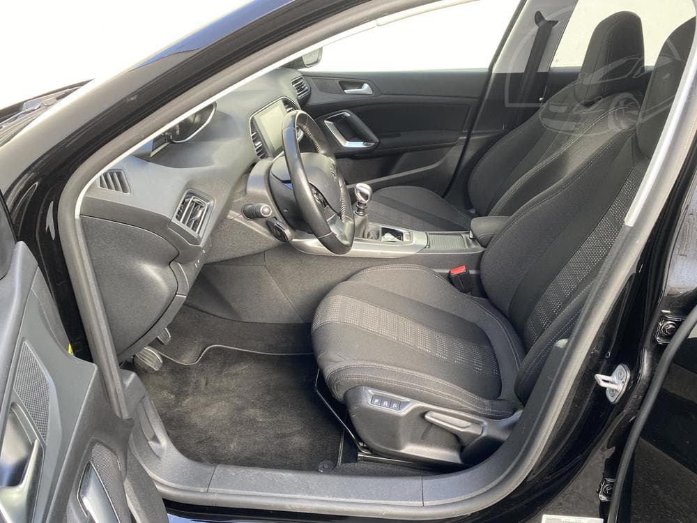 2015 Peugeot 308 - 9