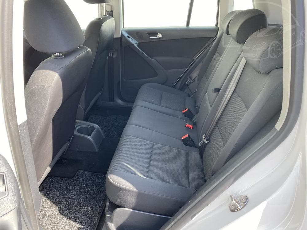 2012 Volkswagen TIGUAN - 12