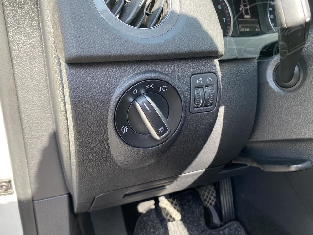 2012 Volkswagen TIGUAN - 15
