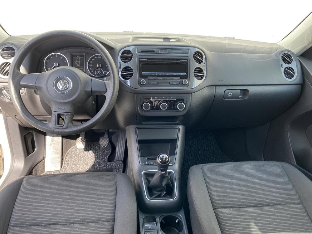 2012 Volkswagen TIGUAN - 8