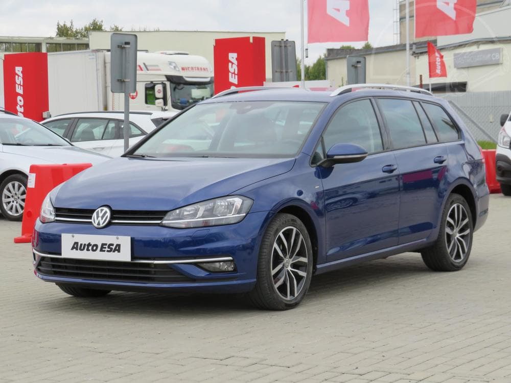 2018 Volkswagen Golf - 3