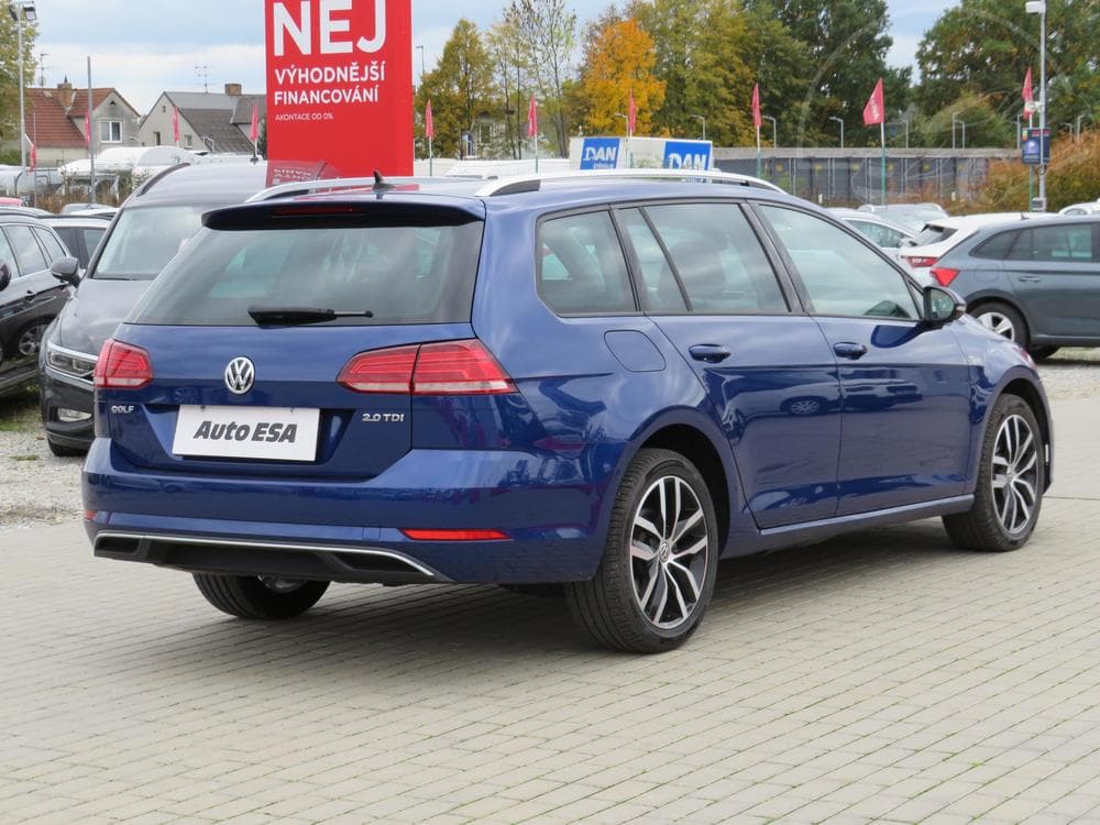 2018 Volkswagen Golf - 4