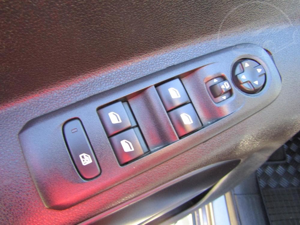 2020 Peugeot Rifter - 15