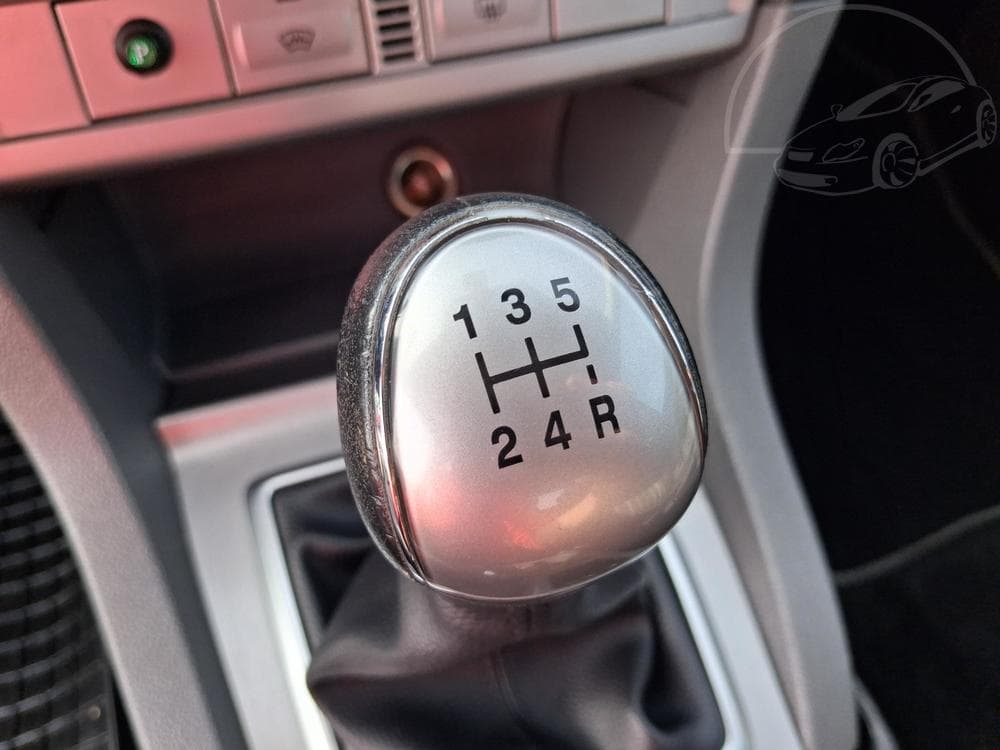 2010 Ford FOCUS - 13