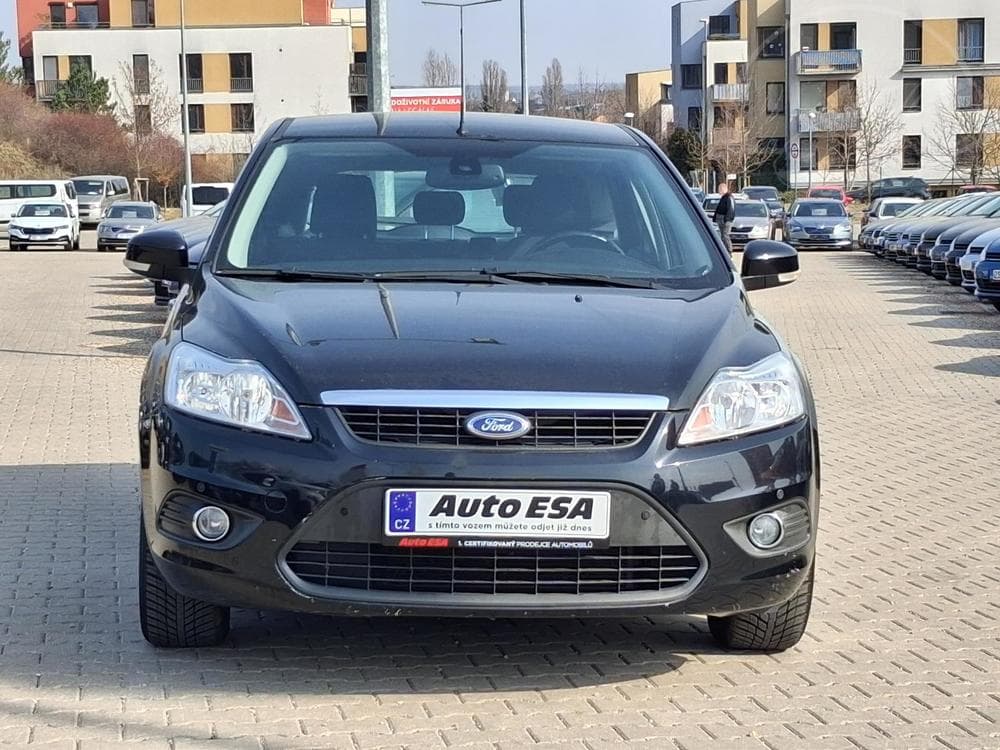 2010 Ford FOCUS - 2