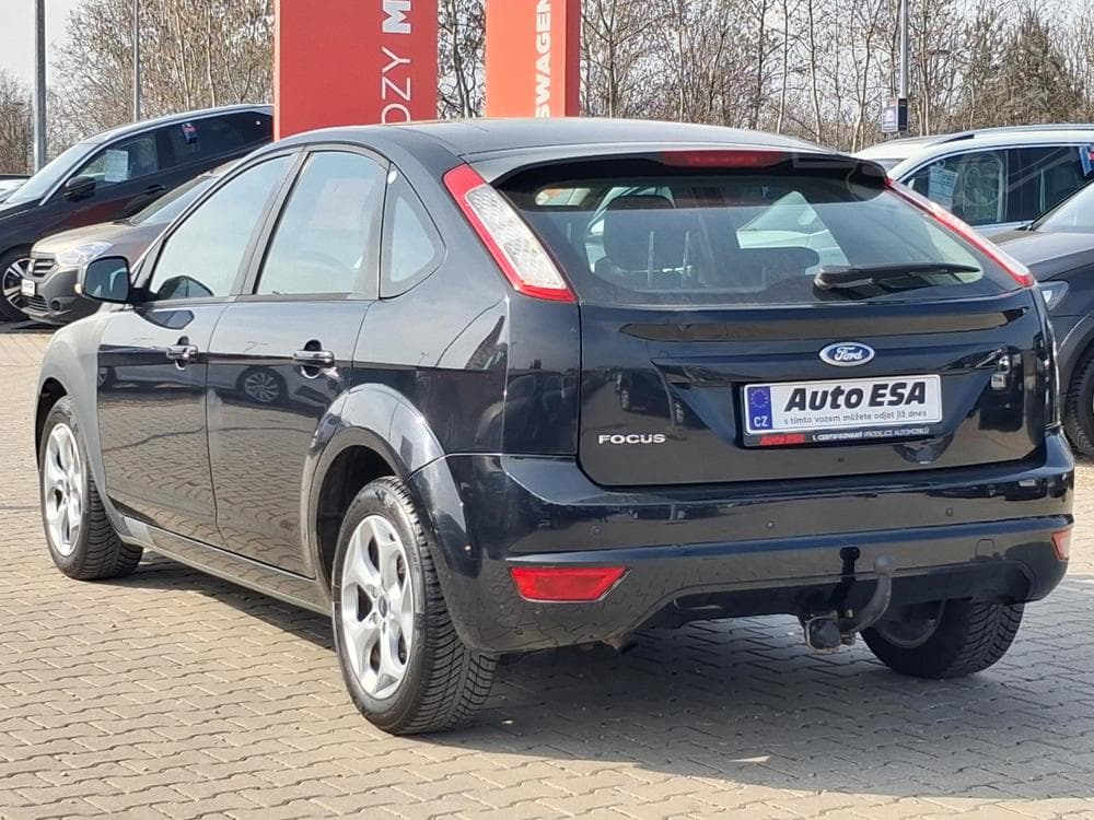 2010 Ford FOCUS - 6