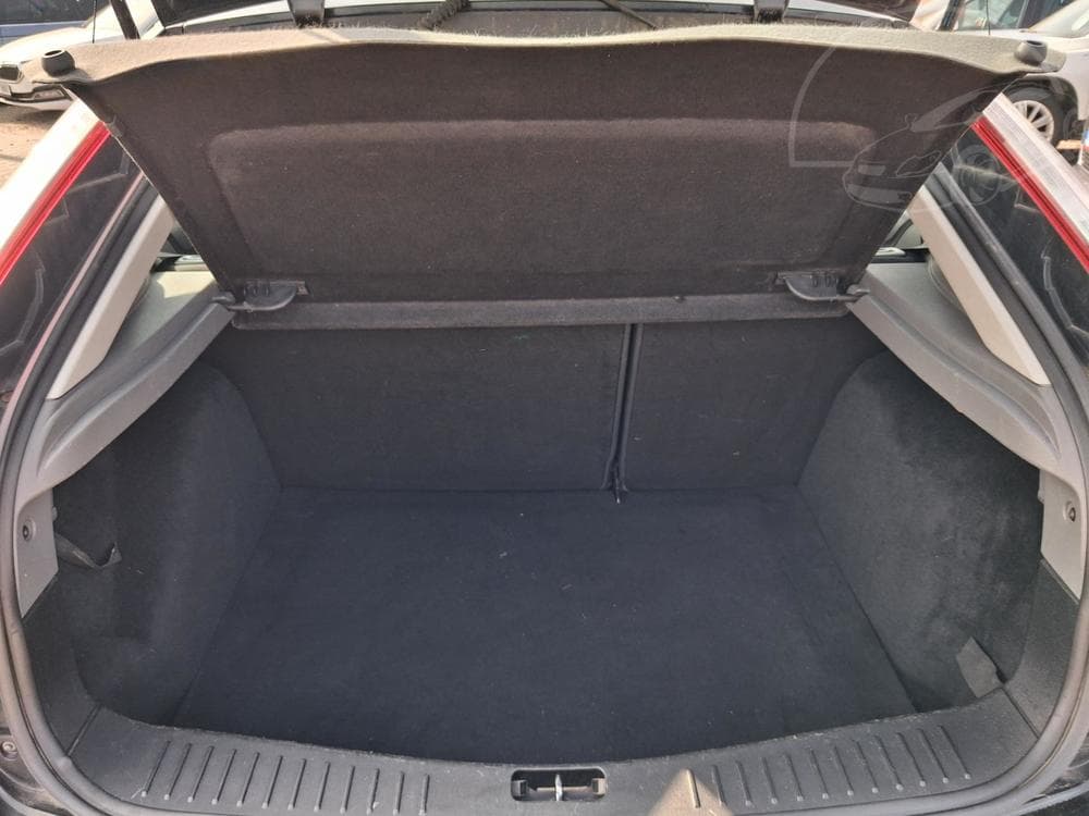 2010 Ford FOCUS - 7