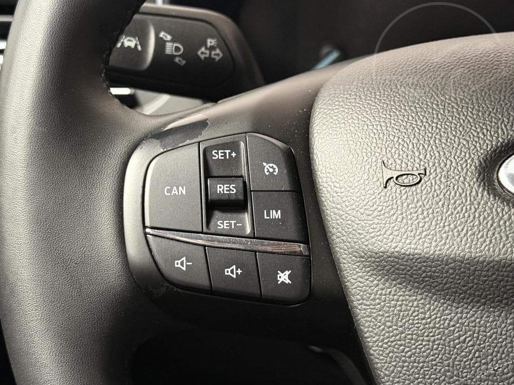 2022 Ford FOCUS - 46
