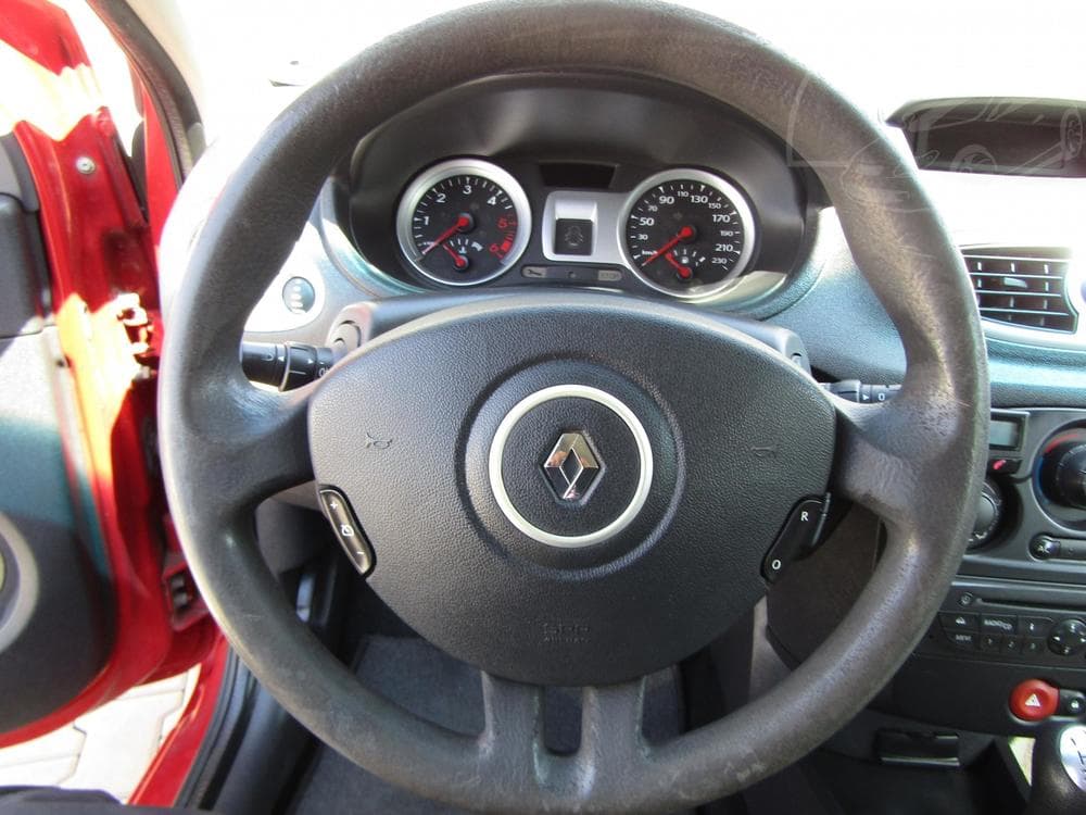 2009 Renault CLIO - 17