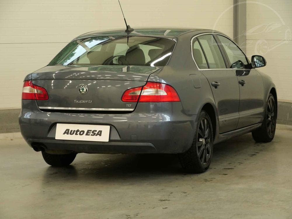 2009 Škoda SUPERB - 4