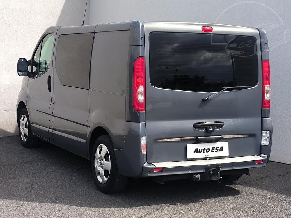 2011 Opel VIVARO - 11