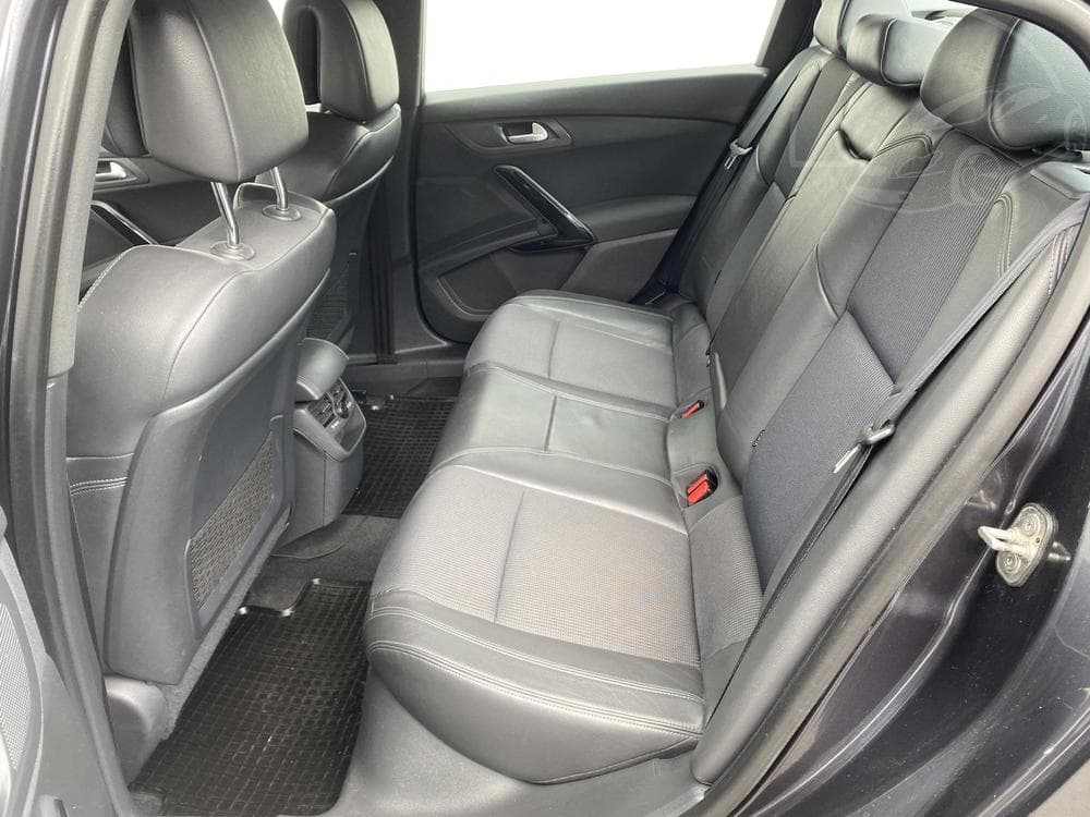 2011 Peugeot 508 - 10