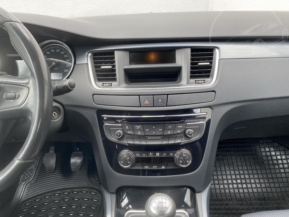 2011 Peugeot 508 - 12