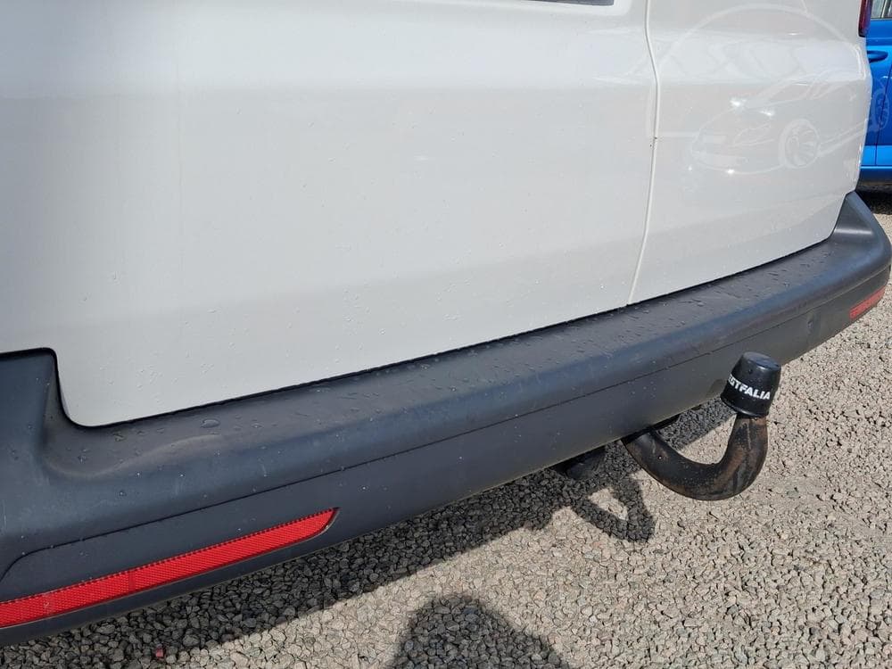 2013 Volkswagen Transporter - 18