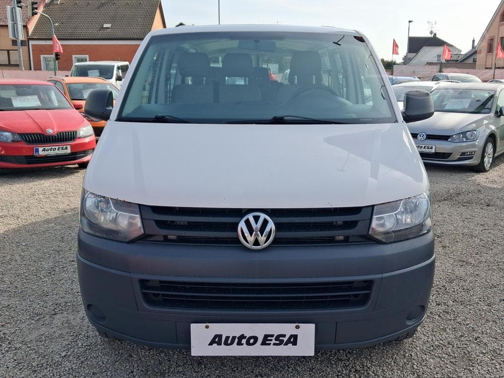 2013 Volkswagen Transporter - 2