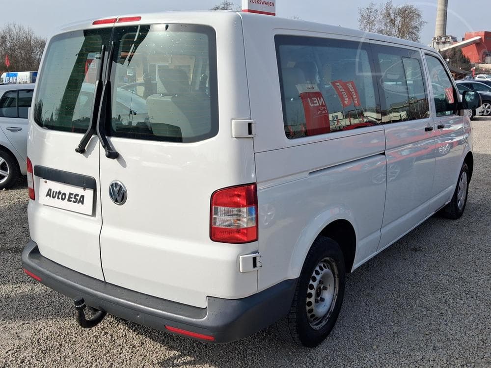 2013 Volkswagen Transporter - 4