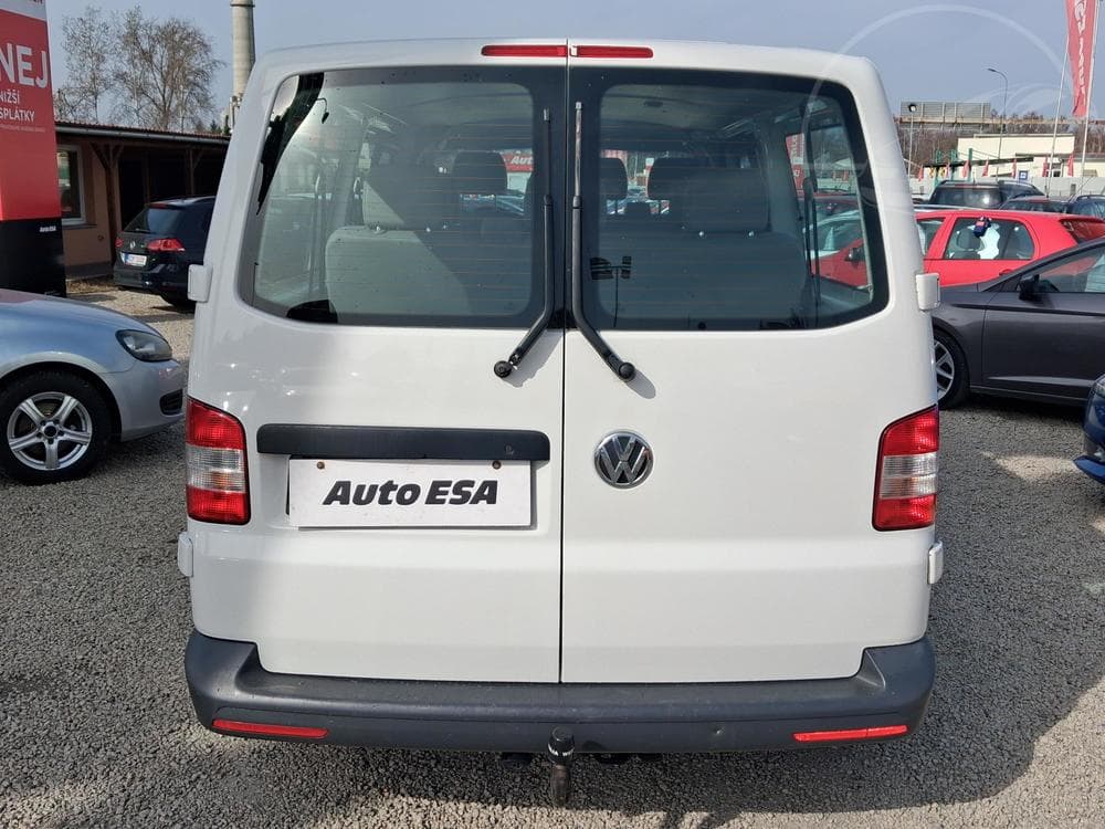 2013 Volkswagen Transporter - 5