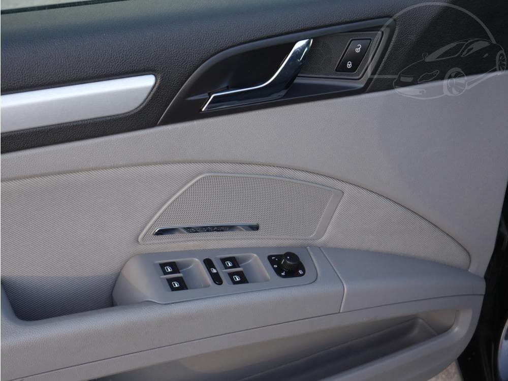 2013 Škoda SUPERB - 15