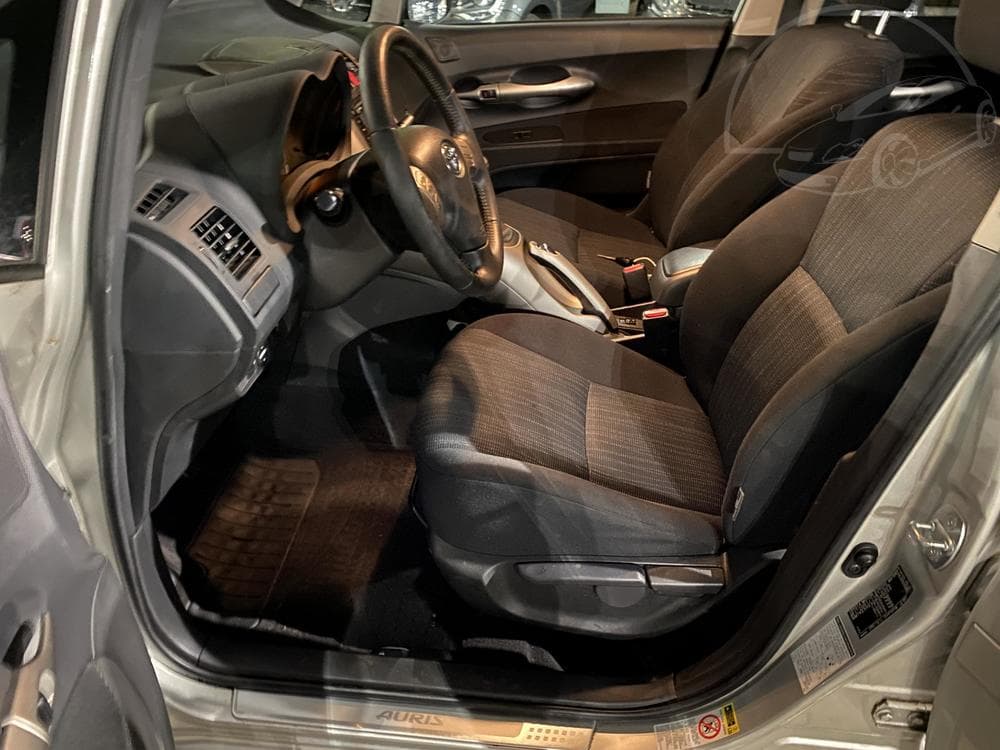 2009 Toyota AURIS - 9