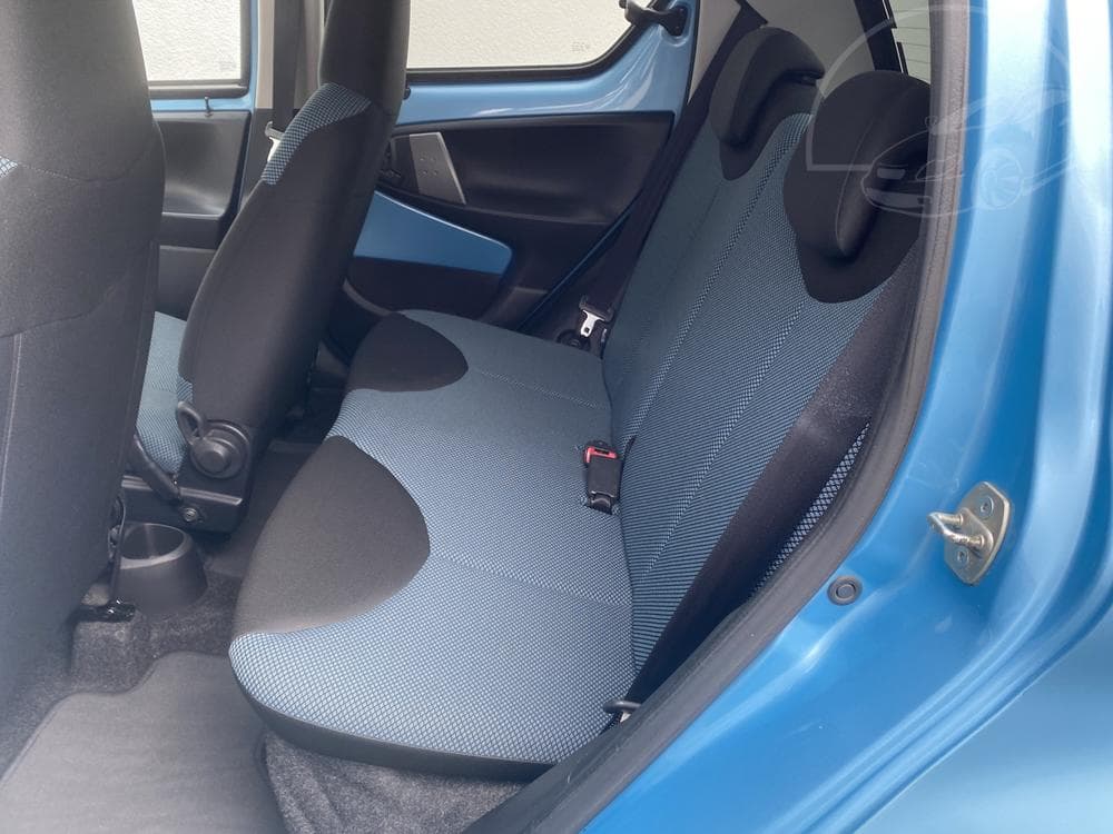 2014 Toyota AYGO - 28