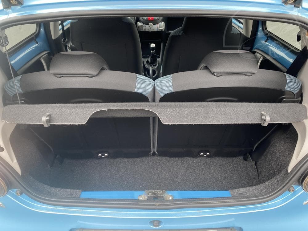 2014 Toyota AYGO - 19