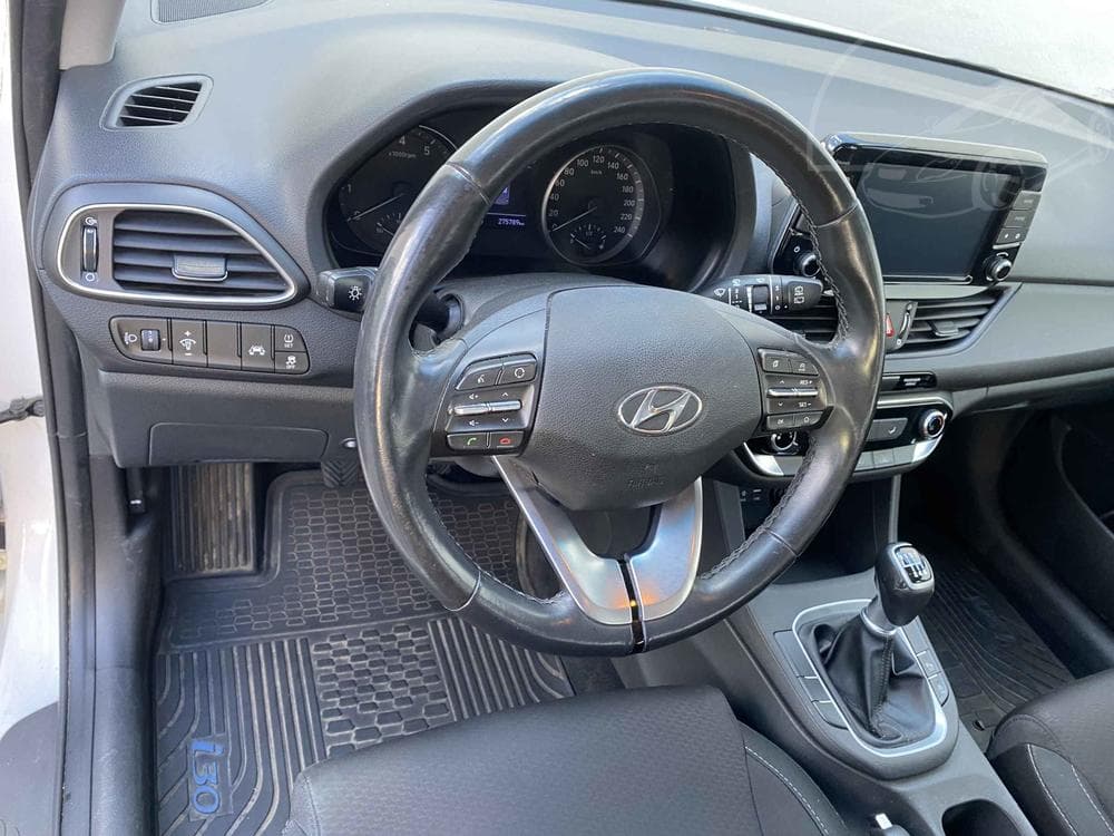 2020 Hyundai i30 - 12