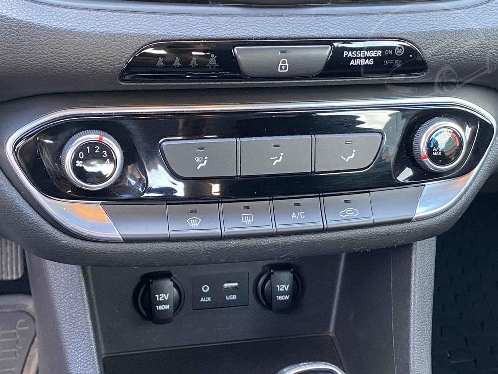 2020 Hyundai i30 - 13