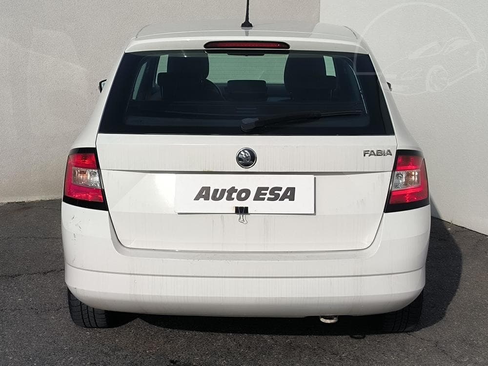 2015 Škoda FABIA - 5