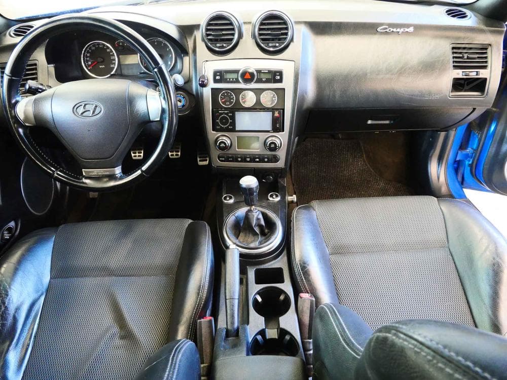 2007 Hyundai COUPE - 8