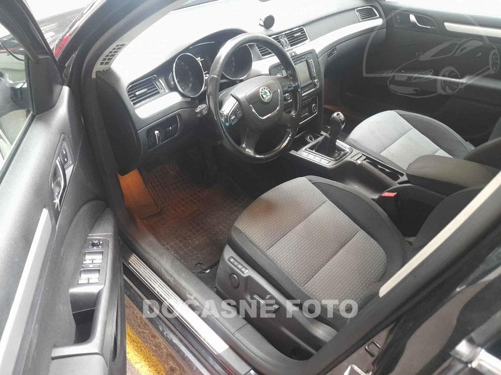 2010 Škoda SUPERB - 3