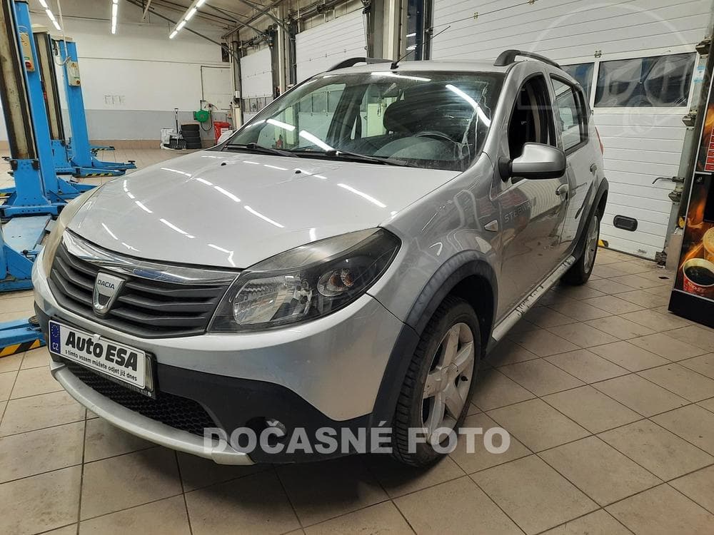 Dacia Sandero 1.6 i