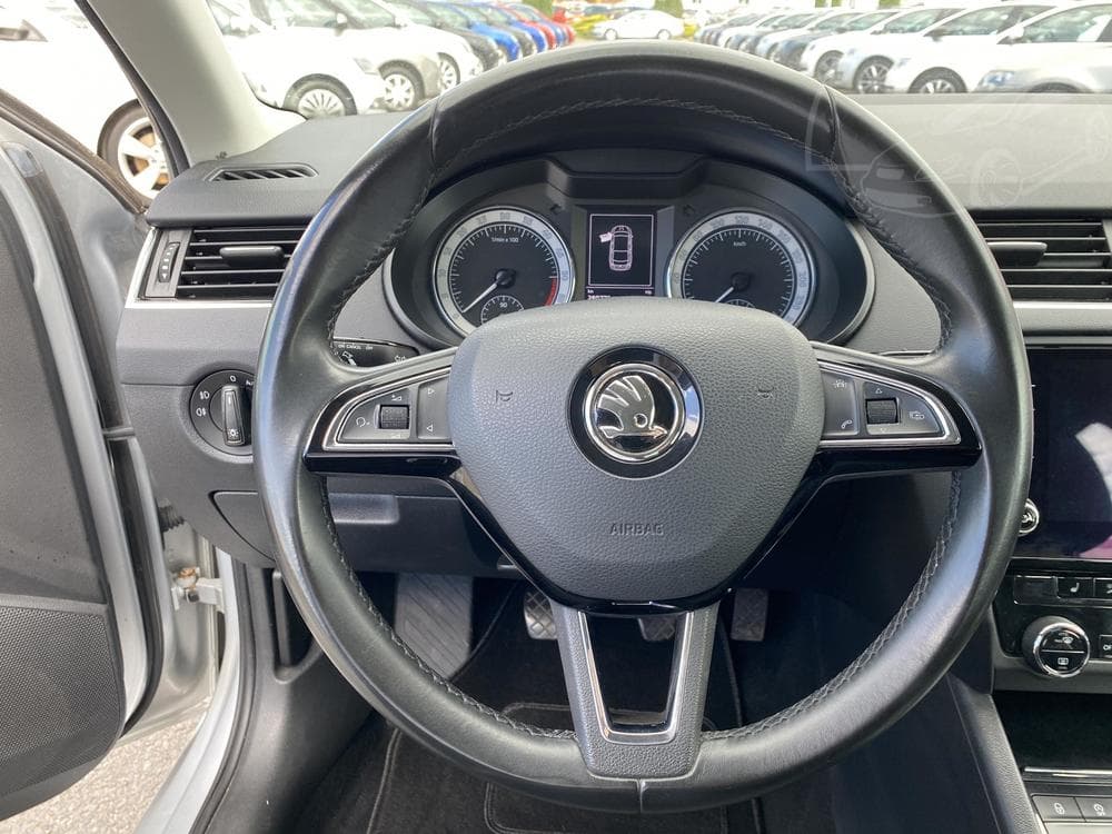 2017 Škoda OCTAVIA - 11