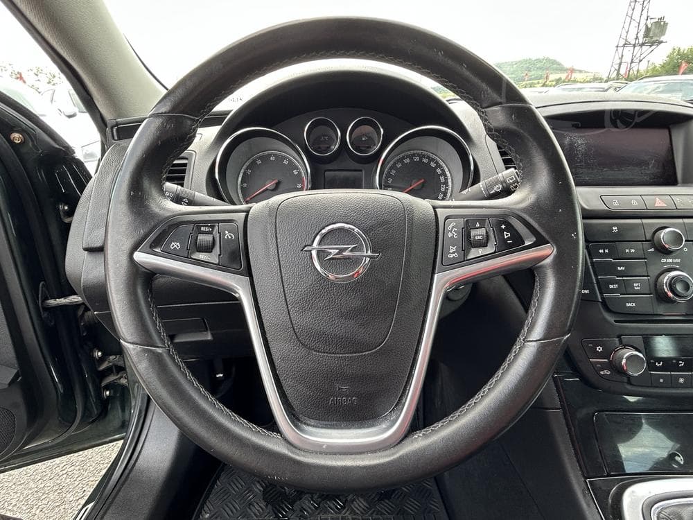 2009 Opel INSIGNIA - 12