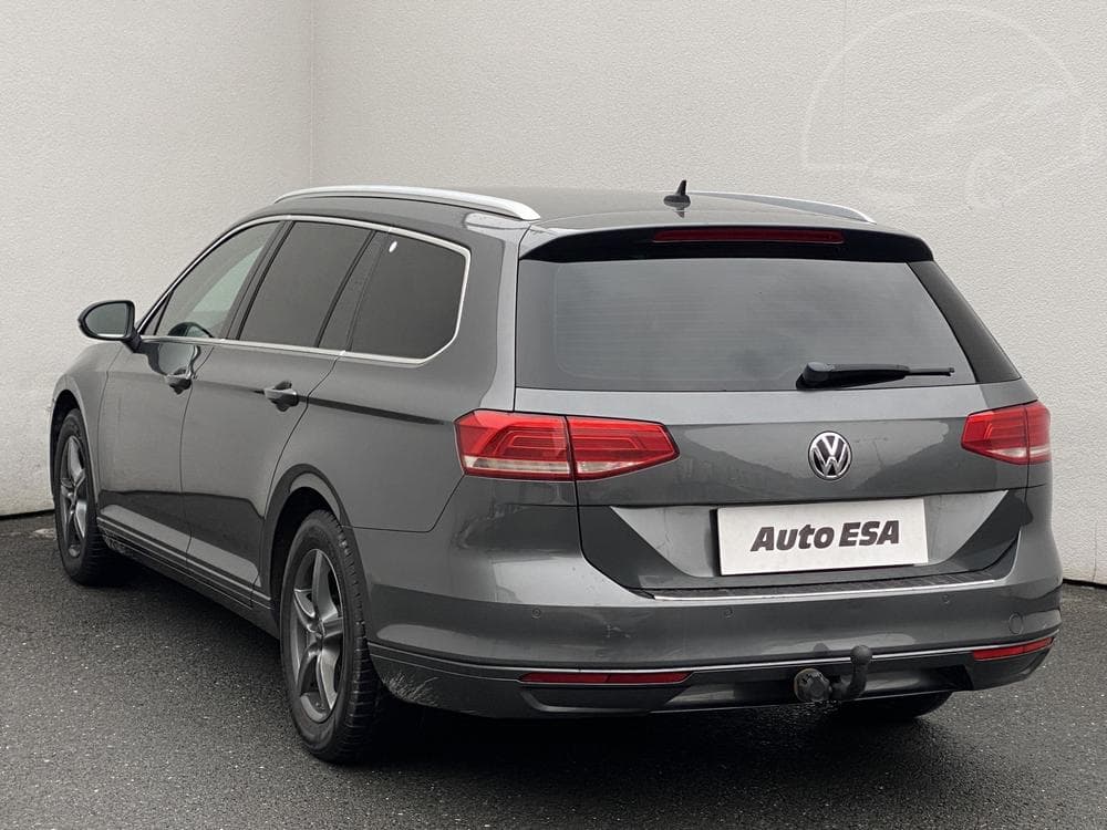 2015 Volkswagen PASSAT - 6